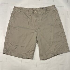 Vineyard Vines Club Shorts in 34 Waist
